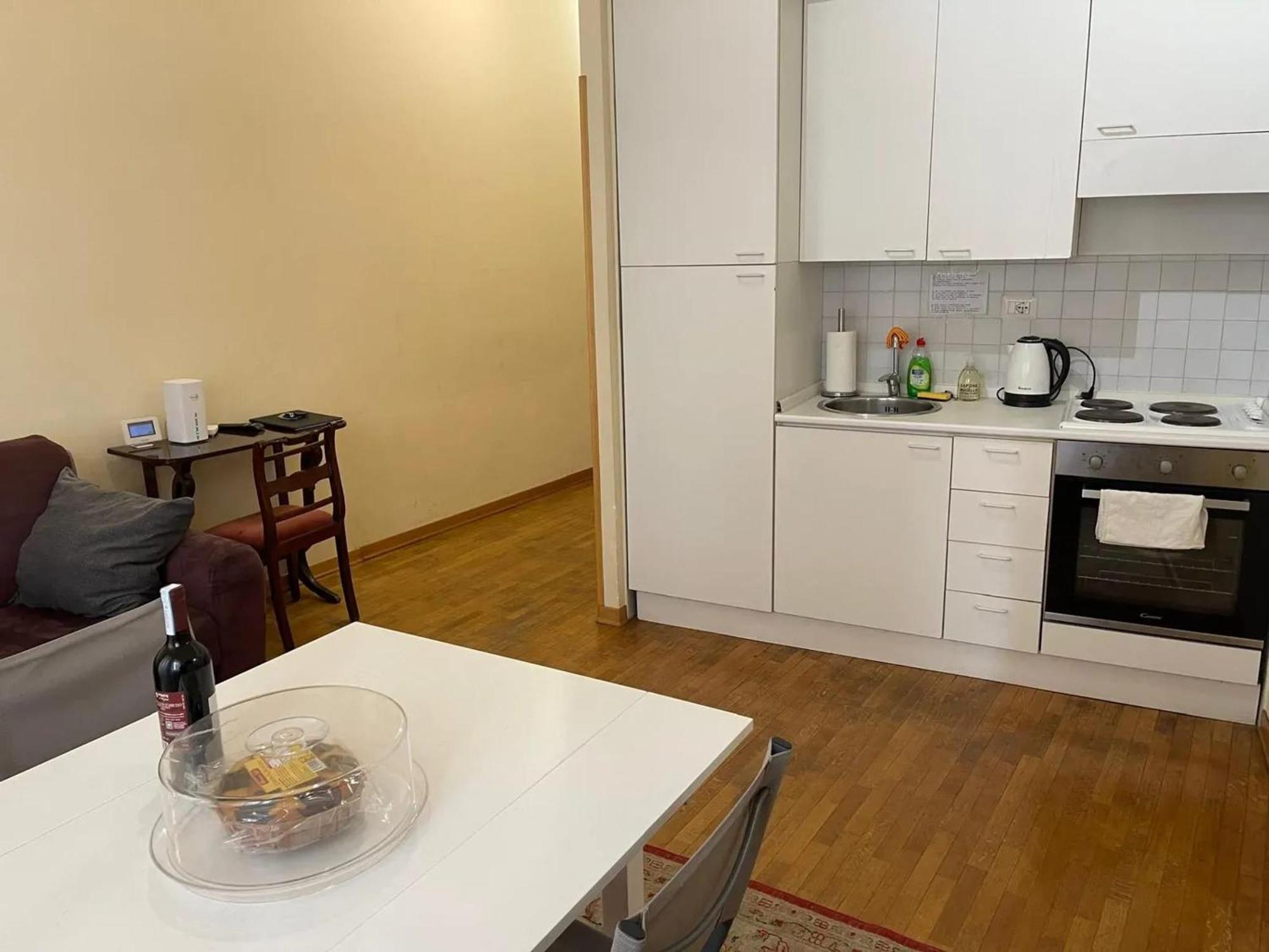 Apartamento Charming Near The Colosseum 60 Sqm 4 Pers Air Conditiond Roma